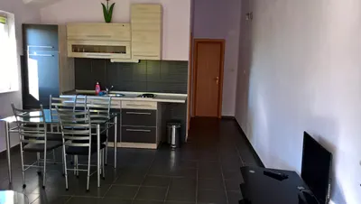 Apartament 3 - 2