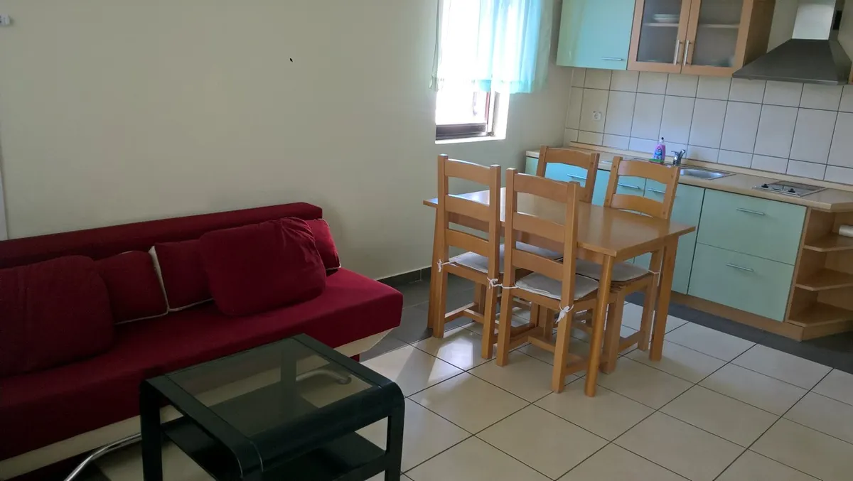 Apartament 4